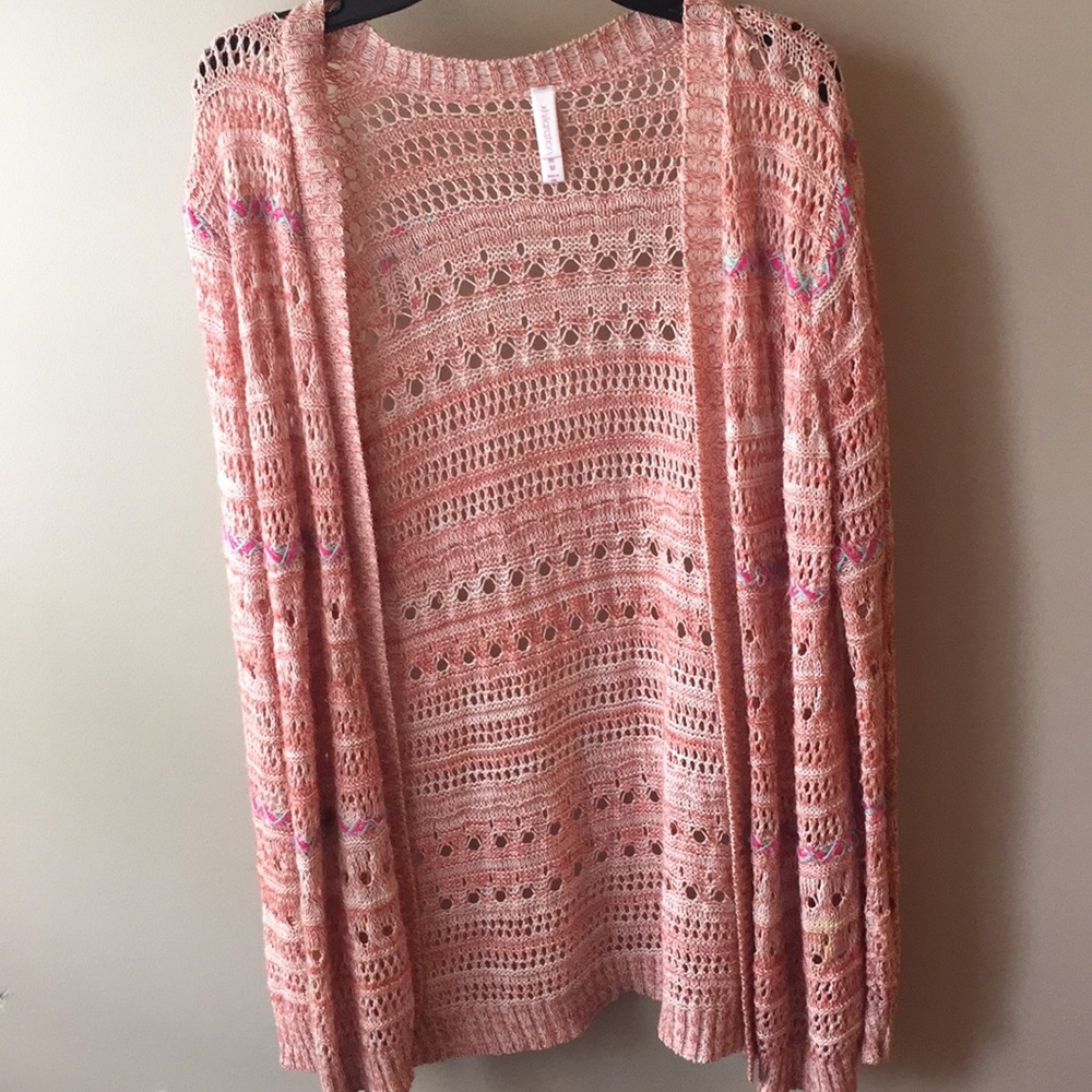 Girl’s used cardigan in pink- youth M